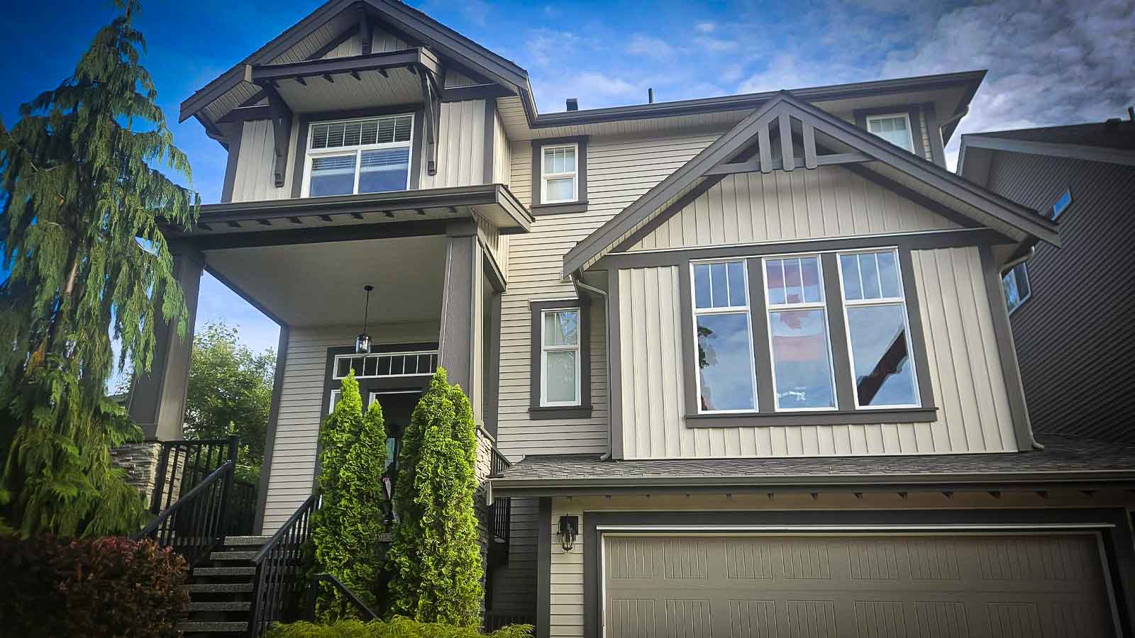 Freshly painted home out in Maple Ridge, BC, on a sunny day.
