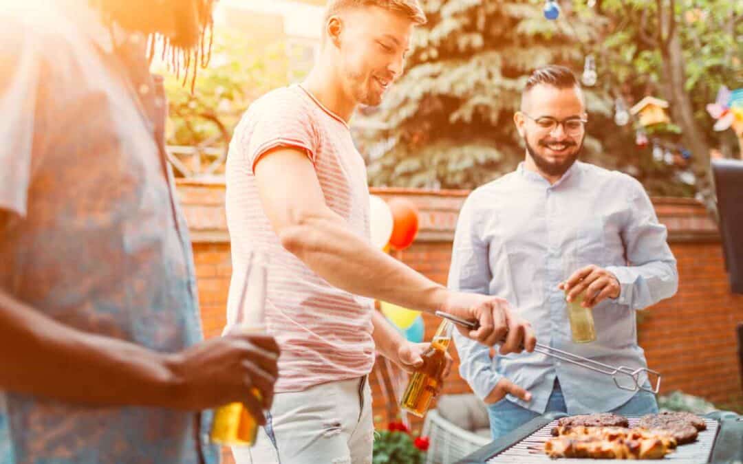 Painting Tips to Create the Ultimate Backyard Entertainment Space